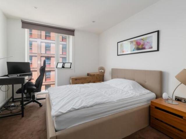 Flat for rent in Cat Hill