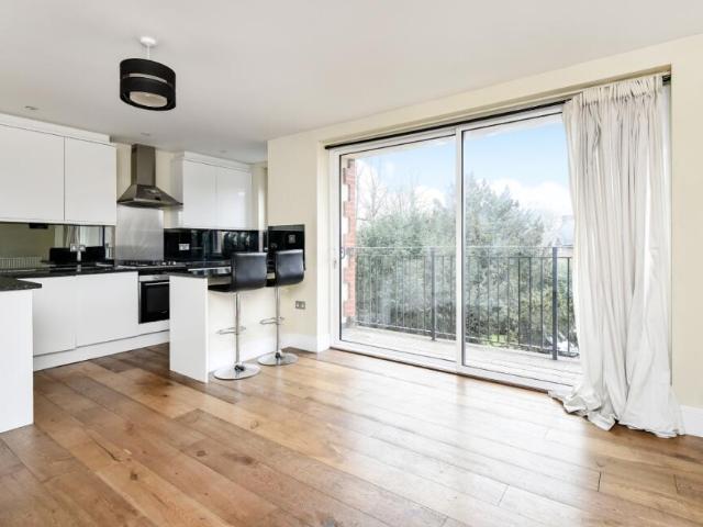 Flat for rent in Bromley