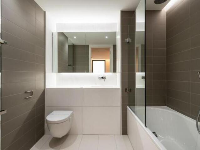 Flat for rent in Cat Hill, England