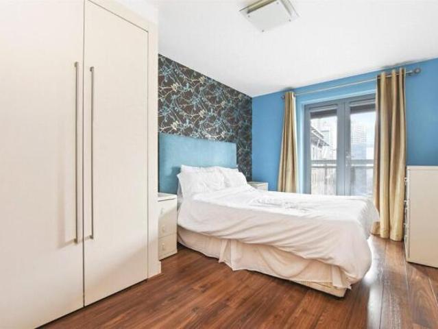 Flat for rent in Cat Hill