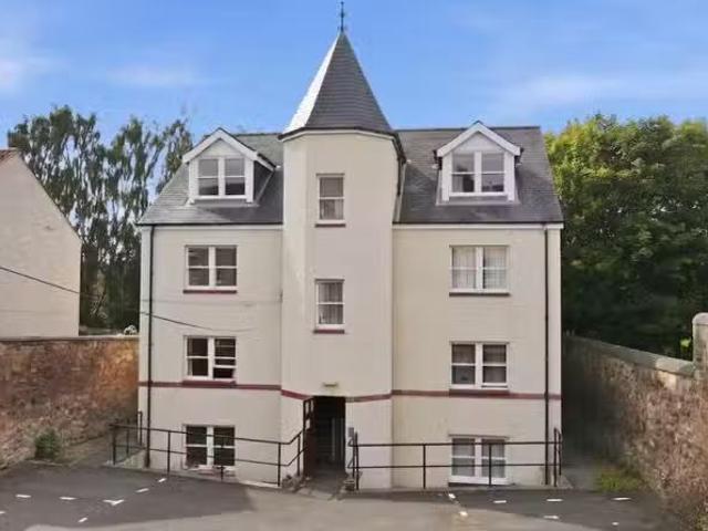 House for rent in Mayfield, Scotland