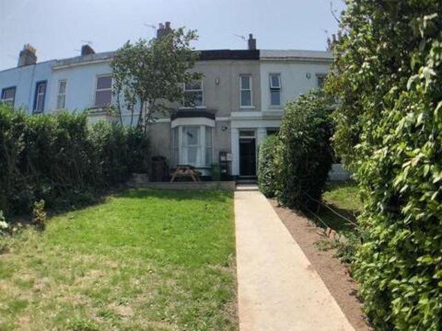 House for rent in Follaton, Strode