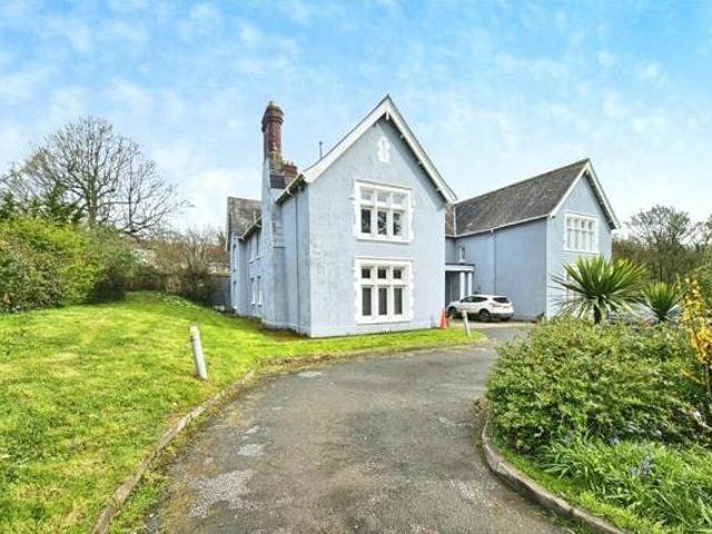 House for rent in Follaton, Strode