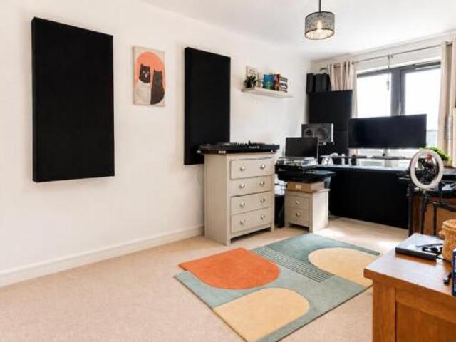 Flat for rent in Woolwich, Greater London