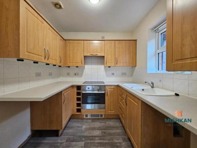 Flat for rent in Warrington