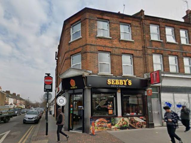 Flat for rent in Cat Hill