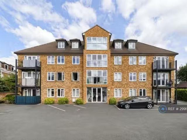 House for rent in Cobham, Elmbridge
