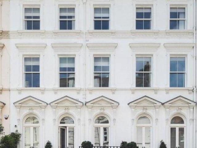 Flat for rent in Cat Hill