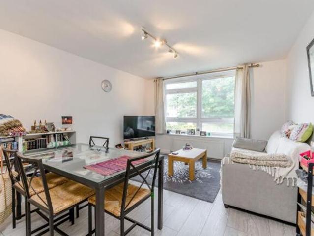 Flat for rent in Putney, Greater London