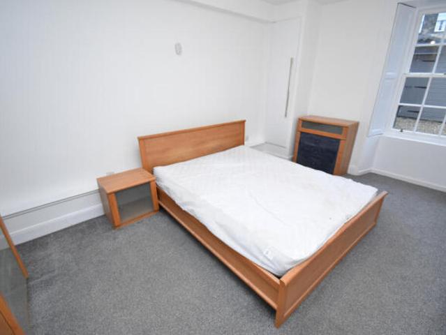 Flat for rent in Strathbungo, Scotland