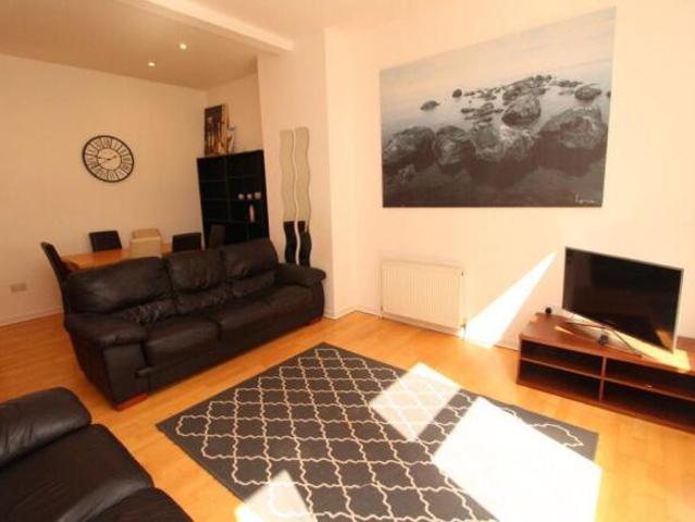 Flat for rent in Merchant City, Scotland