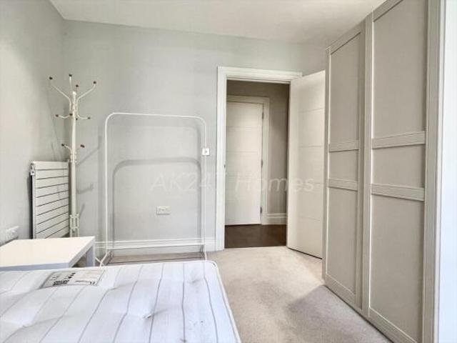 Flat for rent in Kingston Upon Thames, Greater London