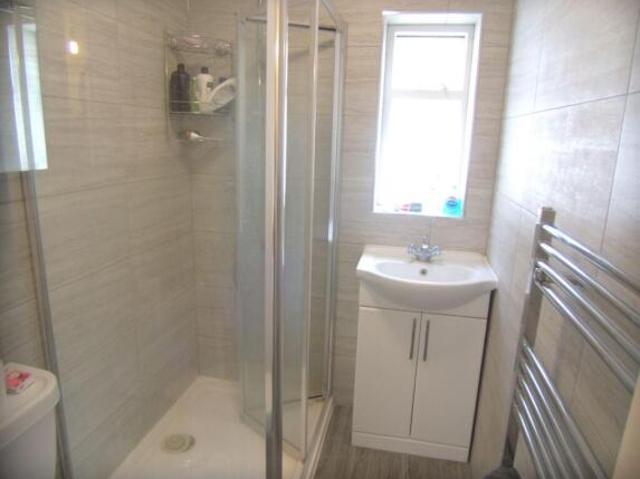 Flat for rent in Cat Hill