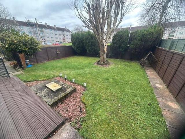 Flat for rent in Castlemilk, Scotland