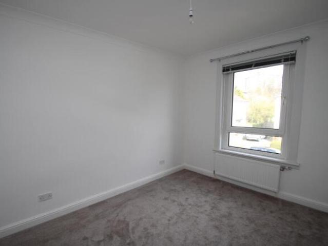 Flat for rent in Knightswood, Glasgow