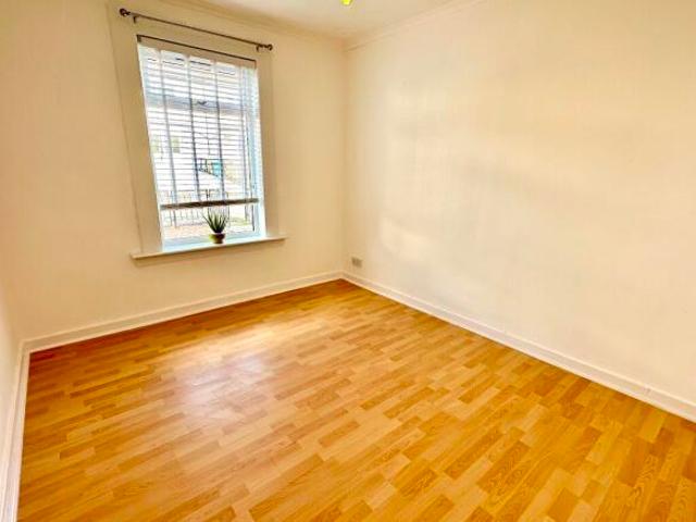 Flat for rent in Knightswood, Scotland