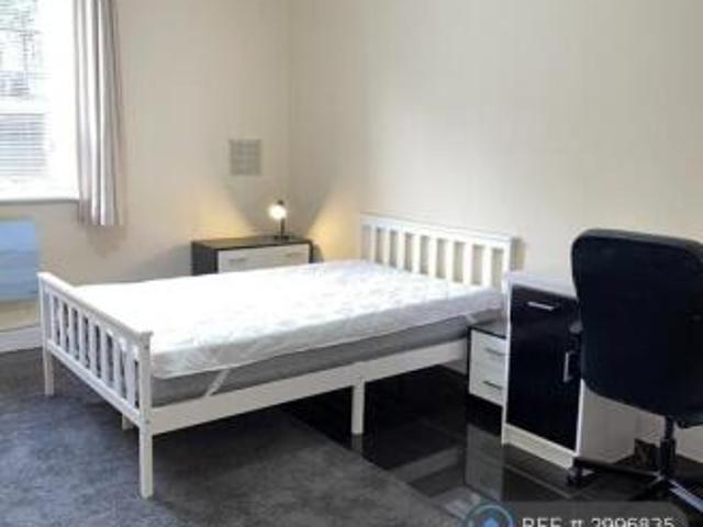 Flat for rent in Cat Hill