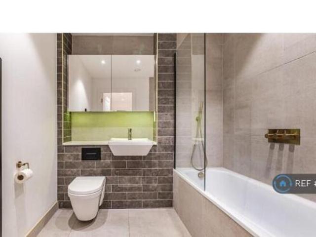 Flat for rent in Cat Hill