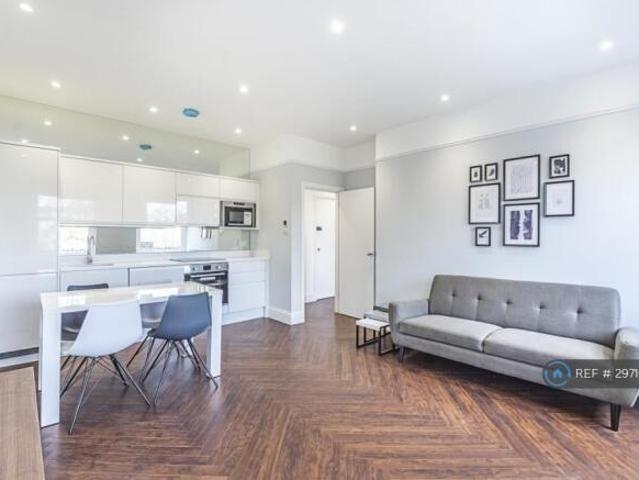 Flat for rent in Cat Hill