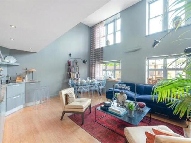 Flat for rent in Cat Hill