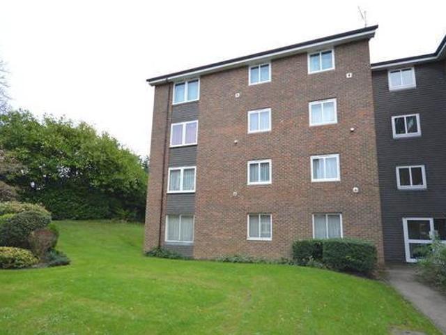 House for rent in Surrey