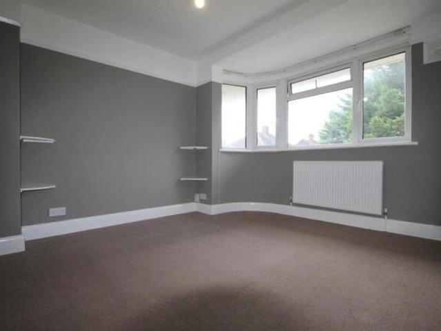 Flat for rent in Carshalton, Greater London