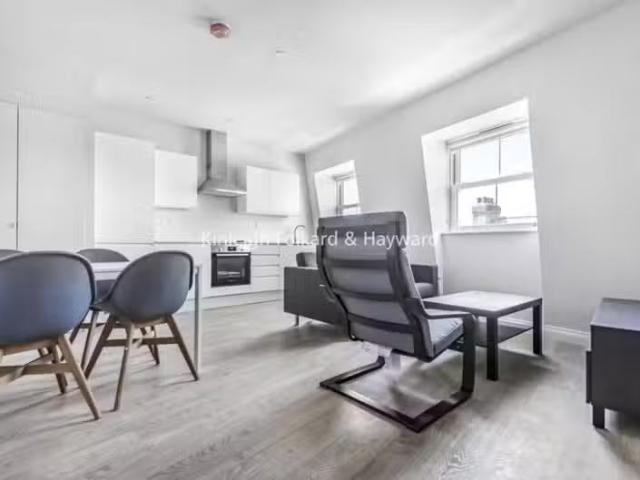 House for rent in London Borough of Merton, Mitcham