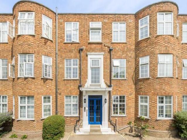 Flat for rent in Wimbledon, Greater London