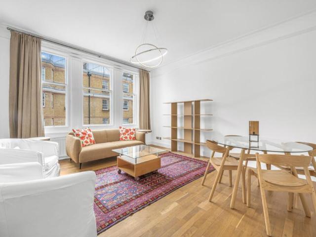Flat for rent in Camden Town