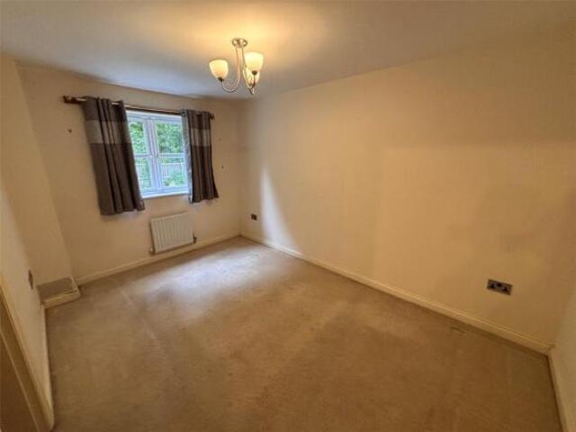 Flat for rent in Leeds, West Yorkshire
