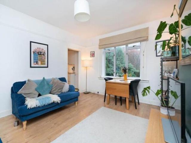 Flat for rent in Roseburn, Scotland