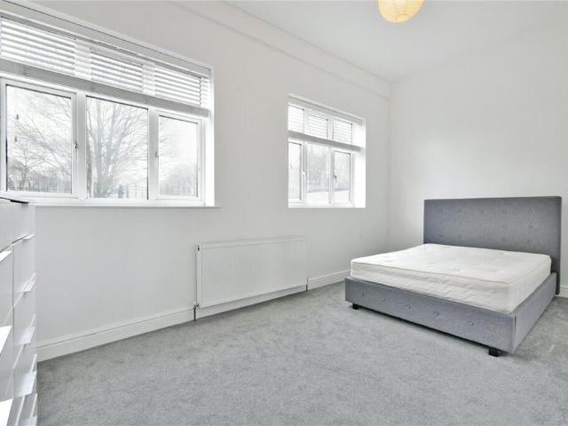 Flat for rent in Rotherhithe