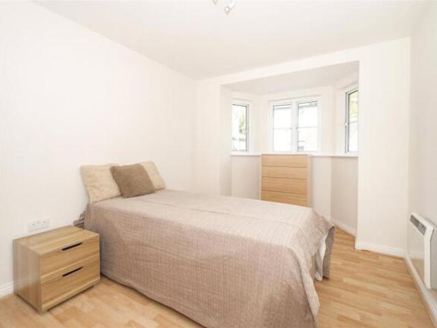 Flat for rent in Osney, The Slade