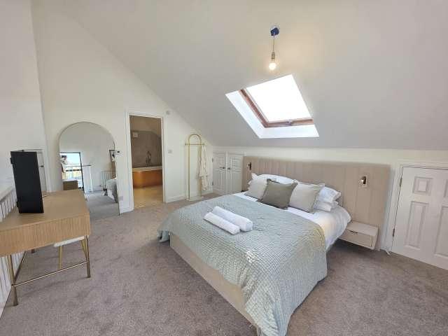 Apartment for rent in Custom House, Greater London