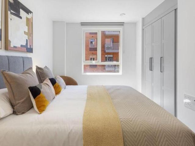 Flat for rent in Cat Hill