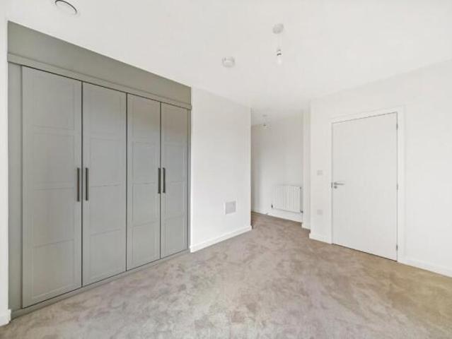 Flat for rent in Cat Hill