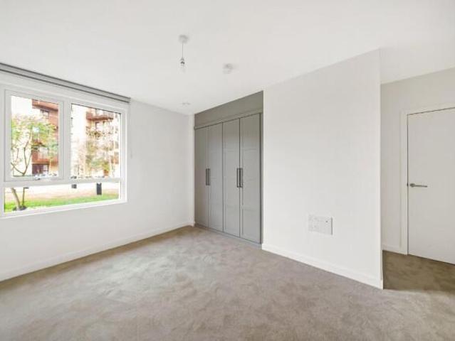 Flat for rent in Cat Hill