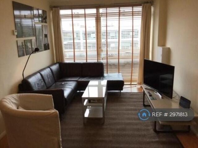 Flat for rent in Cat Hill