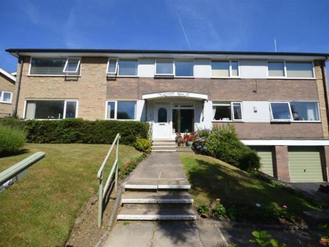 Flat for rent in Dore, South Yorkshire