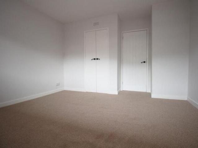 Flat for rent in Low Knightswood, Glasgow