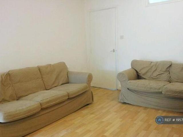 House for rent in Lyons, Greater London