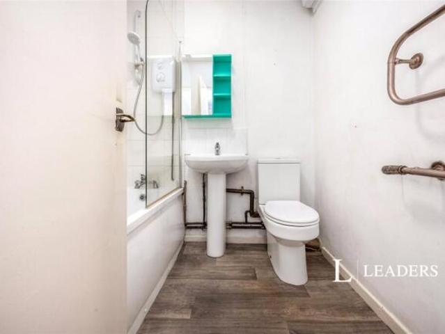 Flat for rent in Bedford, England