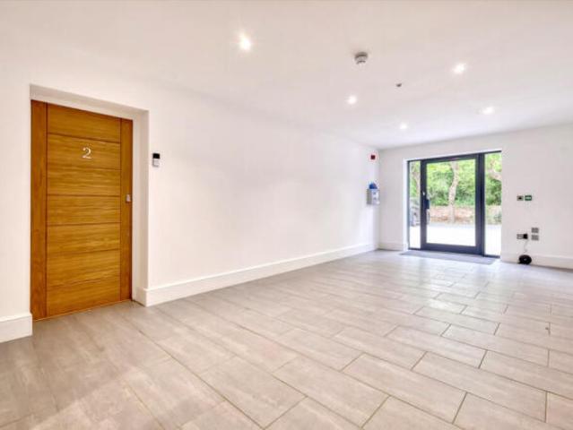 Flat for rent in Navestock Side, Essex