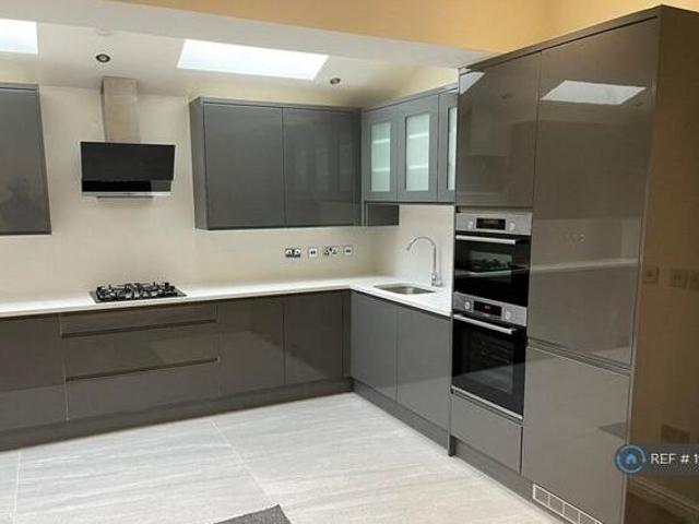 House for rent in Lyons, Greater London