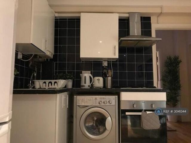 Flat for rent in Cat Hill