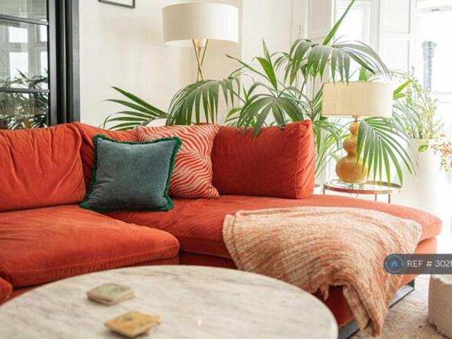 Flat for rent in Cat Hill