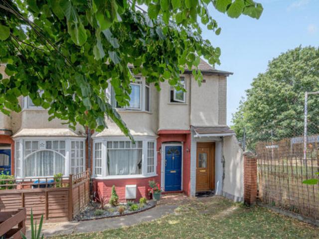 Flat for rent in London Borough of Merton, Mitcham