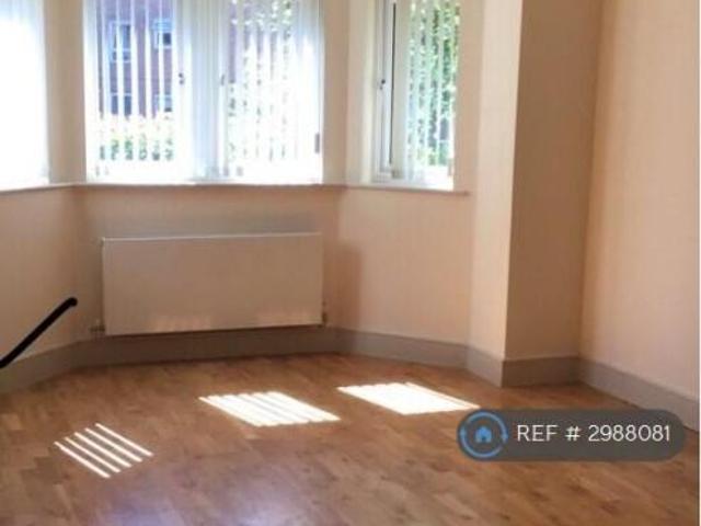Flat for rent in Greater London