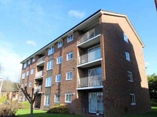 House for rent in Surrey