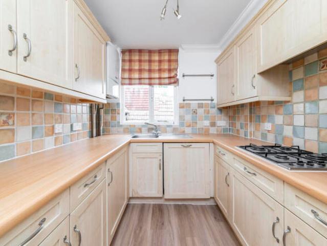 Flat for rent in Cat Hill